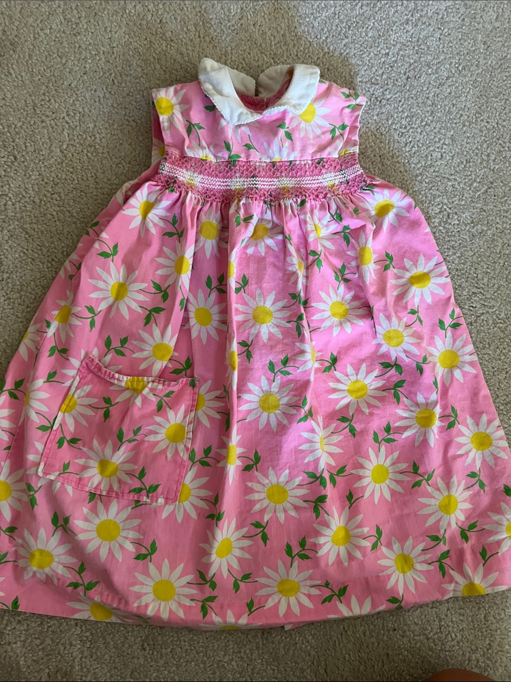 Vintage Pink Daisy Print Girls' Sundress with Smocking and Pocket-used